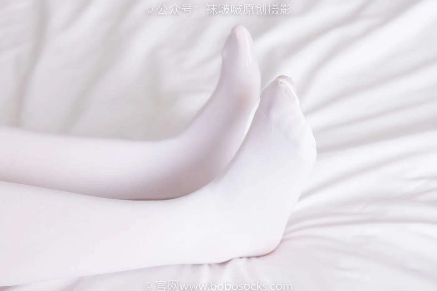 [BoBoSocks袜啵啵]NO.195 小甜豆-黑皮鞋、厚白丝、女仆装 [135P]插图3